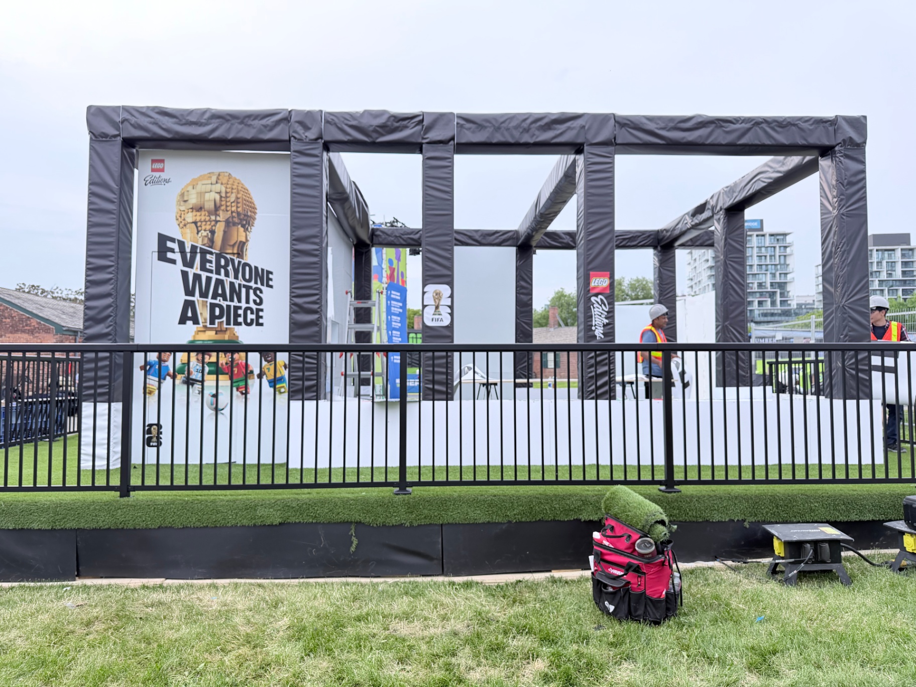 Modular event framework during on-site assembly